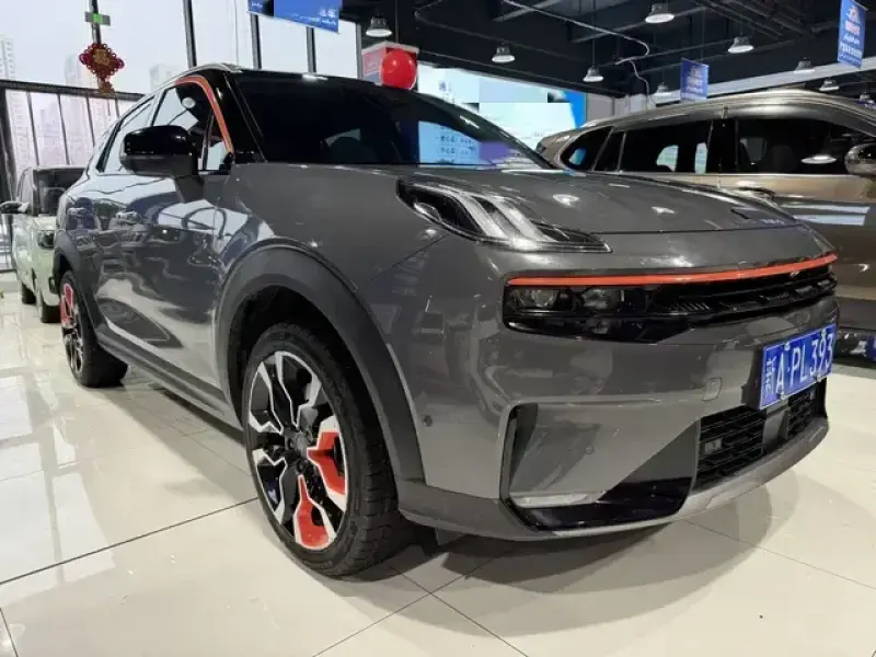 2020 Lynk & Co 06 с пробегом 92 000 км