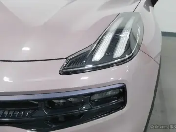 2021 Lynk & Co 06 с пробегом 37 800 км