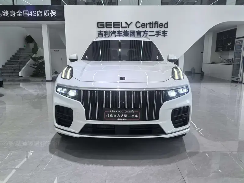 2024 Lynk & Co 09 с пробегом 57 500 км