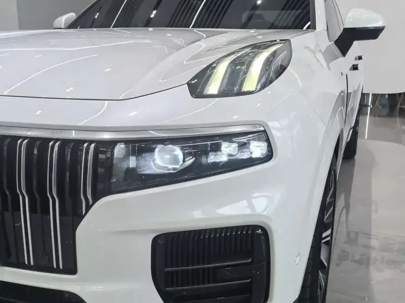 2024 Lynk & Co 09 с пробегом 57 500 км