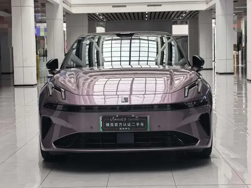 2026 Lynk & Co 07 с пробегом 11 200 км