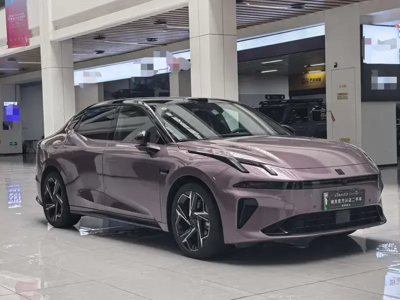 2026 Lynk & Co 07 с пробегом 11 200 км