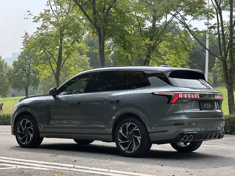 2021 Lynk & Co 09 с пробегом 33 000 км