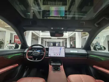 2026 Lynk & Co 07 с пробегом 11 200 км