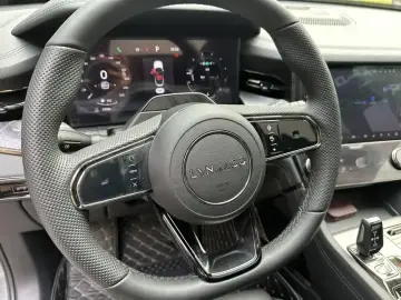 2021 Lynk & Co 09 с пробегом 33 000 км