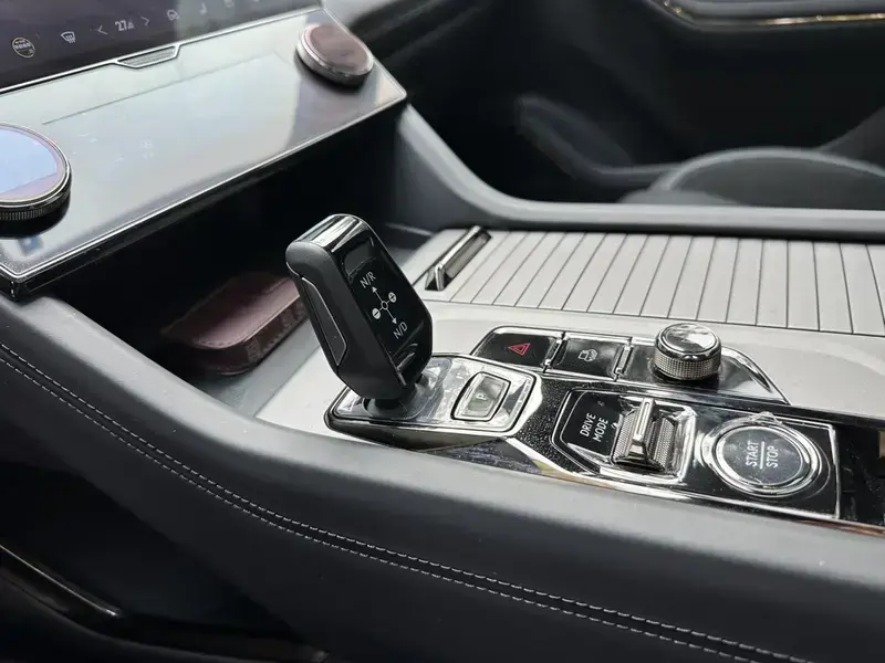 2021 Lynk & Co 09 с пробегом 33 000 км