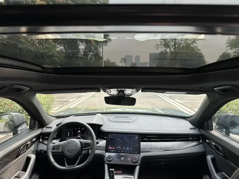 2021 Lynk & Co 09 с пробегом 33 000 км