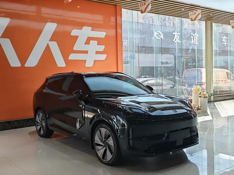 2023 Lynk & Co 08 с пробегом 67 000 км