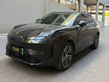 Lynk & Co 08