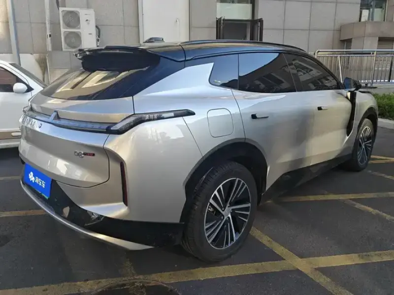 2023 Lynk & Co 08 с пробегом 67 000 км