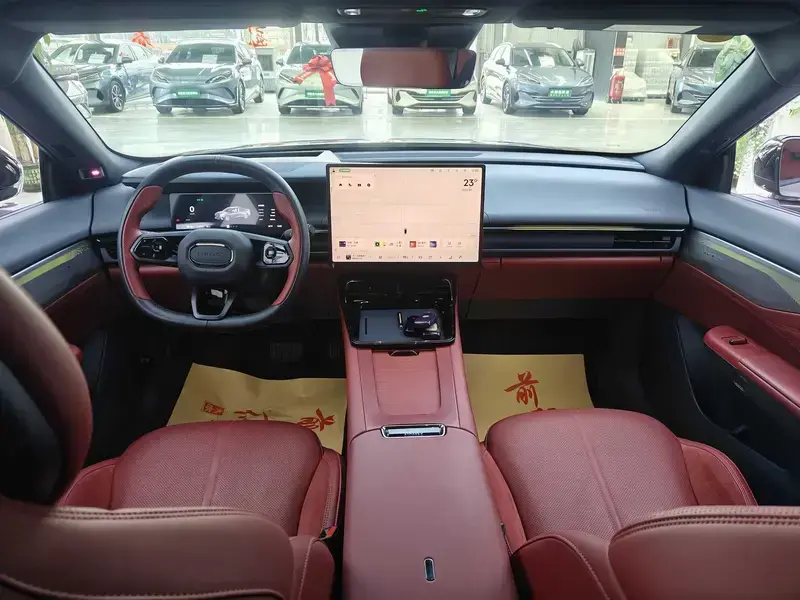 2026 Lynk & Co 07 с пробегом 5 000 км
