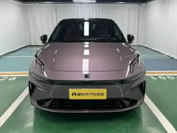 2026 Lynk & Co 07 с пробегом 9 000 км
