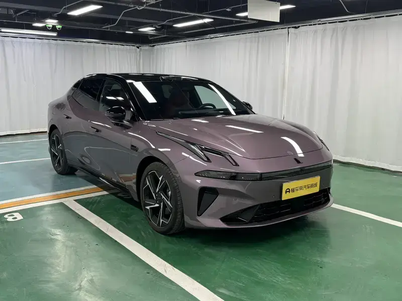 2026 Lynk & Co 07 с пробегом 9 000 км