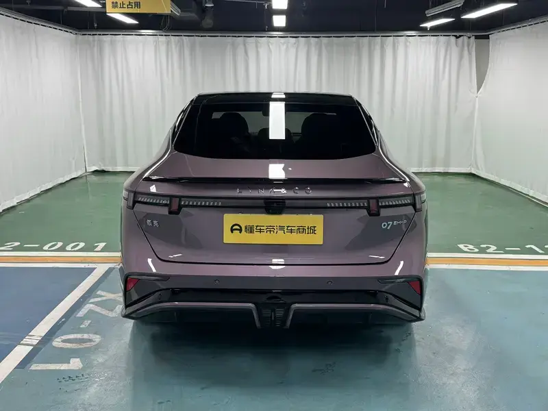 2026 Lynk & Co 07 с пробегом 9 000 км