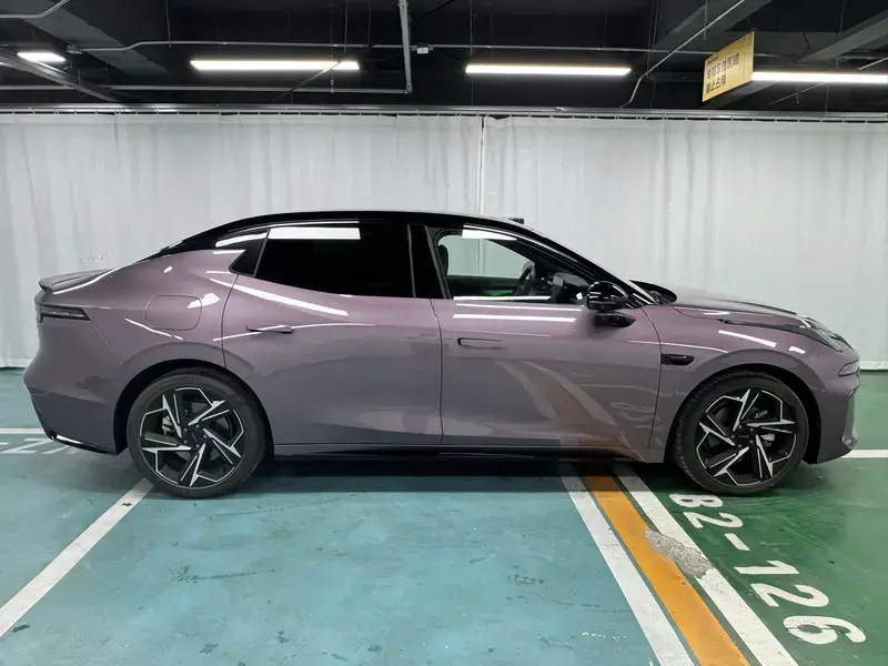 2026 Lynk & Co 07 с пробегом 9 000 км