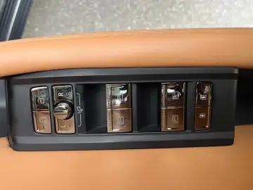 2021 Lynk & Co 09 с пробегом 52 000 км