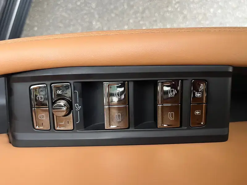 2021 Lynk & Co 09 с пробегом 52 000 км