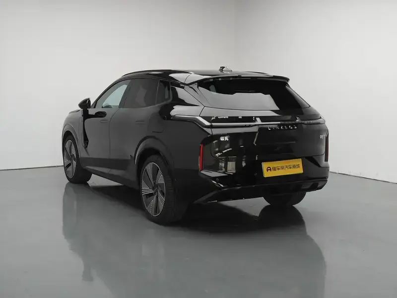 2023 Lynk & Co 08 с пробегом 52 400 км