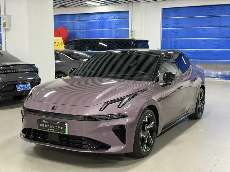 2026 Lynk & Co 07 с пробегом 6 400 км