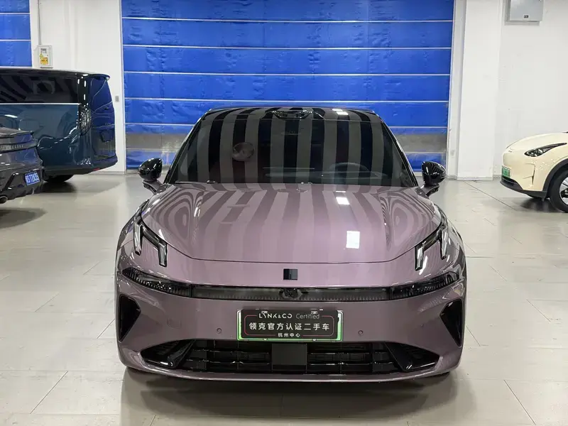 2026 Lynk & Co 07 с пробегом 6 400 км