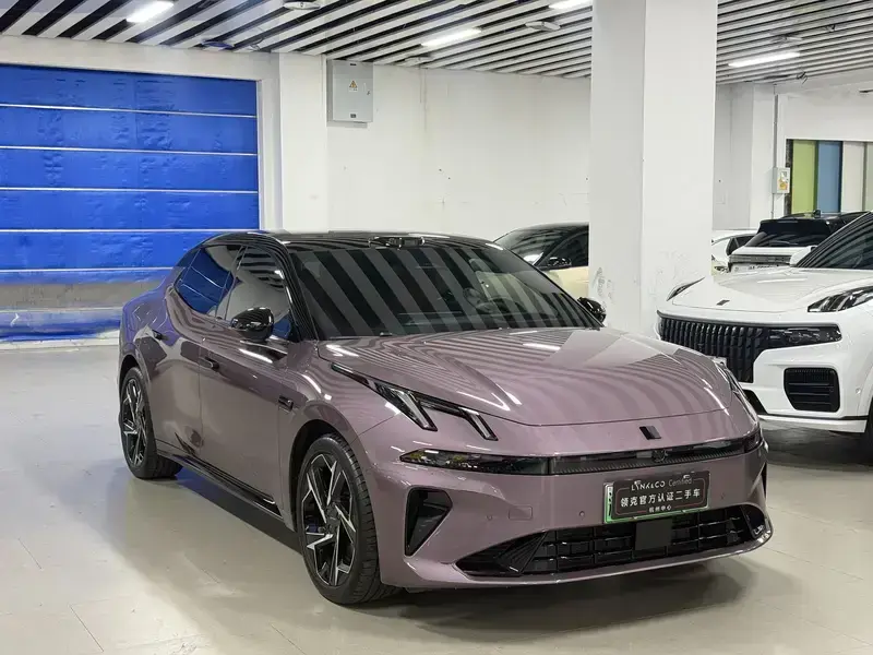 2026 Lynk & Co 07 с пробегом 6 400 км