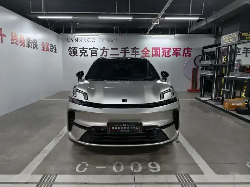 2026 Lynk & Co 08 с пробегом 8 300 км