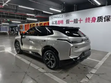 2026 Lynk & Co 08 с пробегом 8 300 км