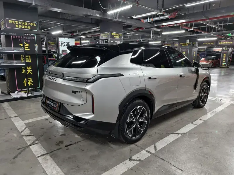 2026 Lynk & Co 08 с пробегом 8 300 км