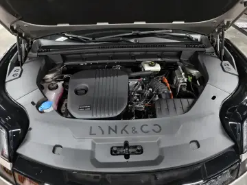 2026 Lynk & Co 08 с пробегом 8 300 км