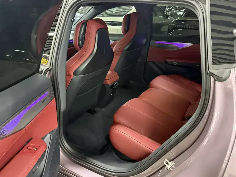 2026 Lynk & Co 07 с пробегом 6 400 км