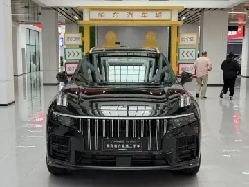 2024 Lynk & Co 09 с пробегом 24 000 км