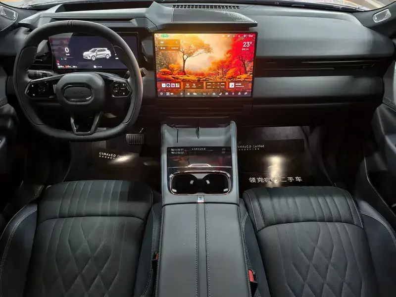 2026 Lynk & Co 08 с пробегом 8 300 км