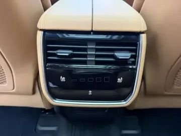 2024 Lynk & Co 09 с пробегом 24 000 км