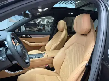 2024 Lynk & Co 09 с пробегом 24 000 км