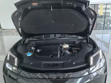 2023 Lynk & Co 08 с пробегом 21 000 км