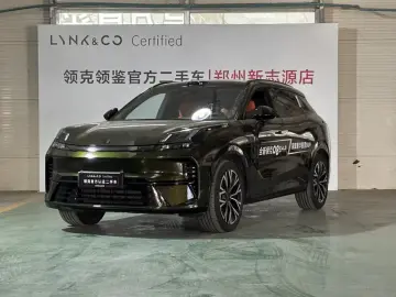 Lynk & Co 08