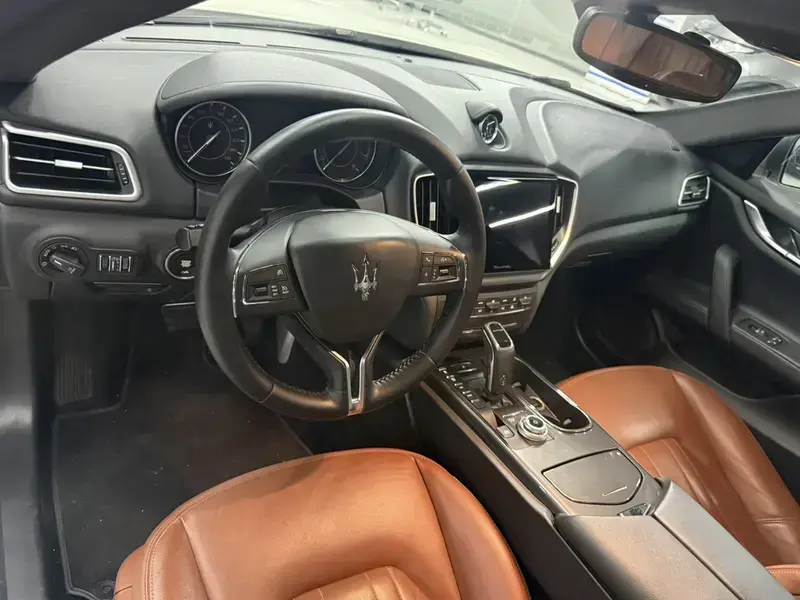 2022 Maserati Ghibli с пробегом 90 000 км