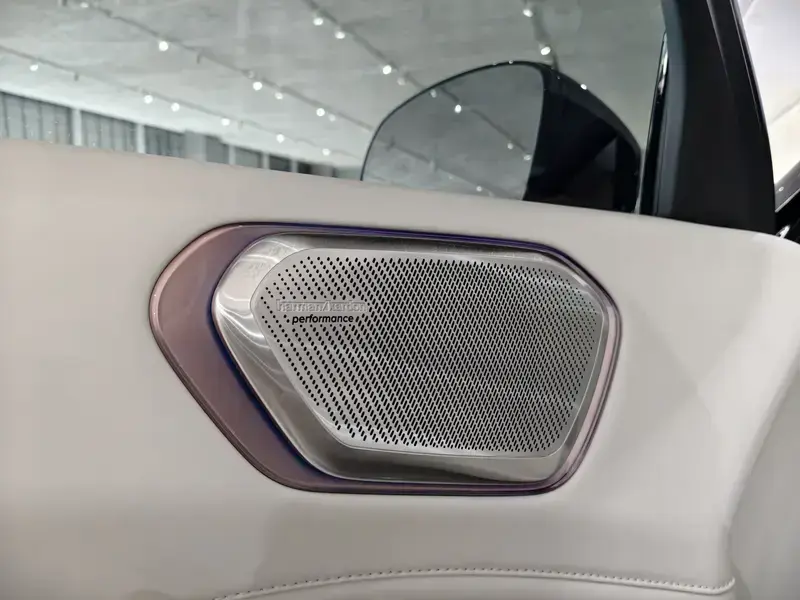 2025 Lynk & Co 900 с пробегом 11 300 км