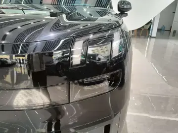 2025 Lynk & Co 900 с пробегом 25 000 км