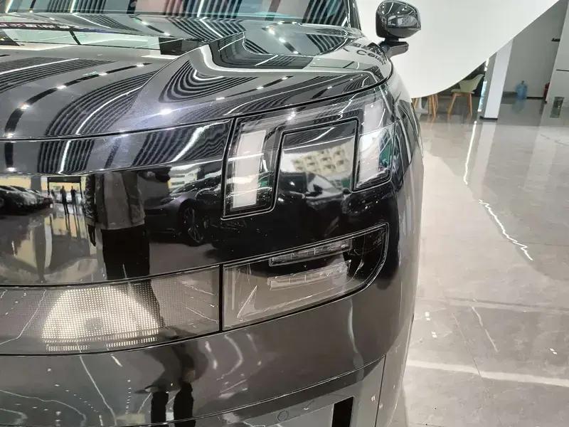 2025 Lynk & Co 900 с пробегом 25 000 км