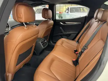 2020 Maserati Ghibli с пробегом 70 000 км