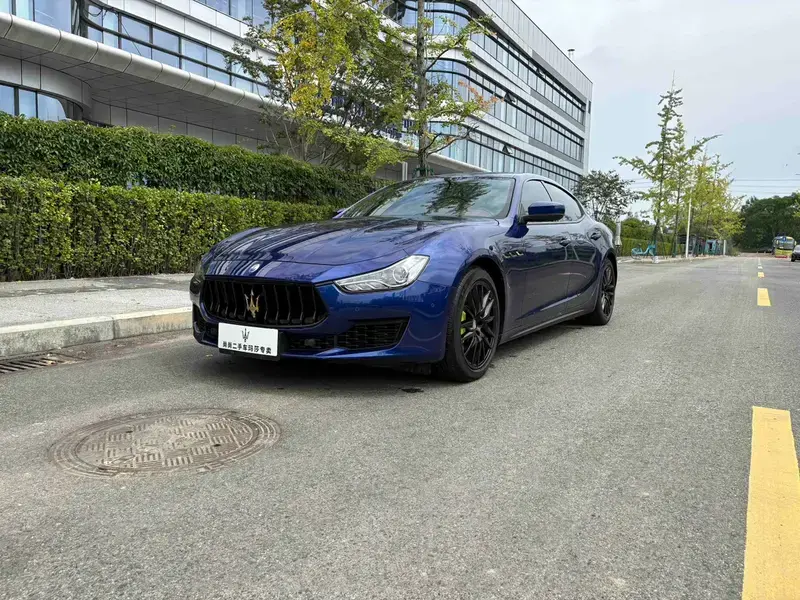 2019 Maserati Ghibli с пробегом 74 000 км