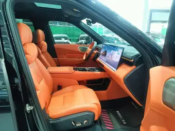 2025 Lynk & Co 900 с пробегом 25 000 км