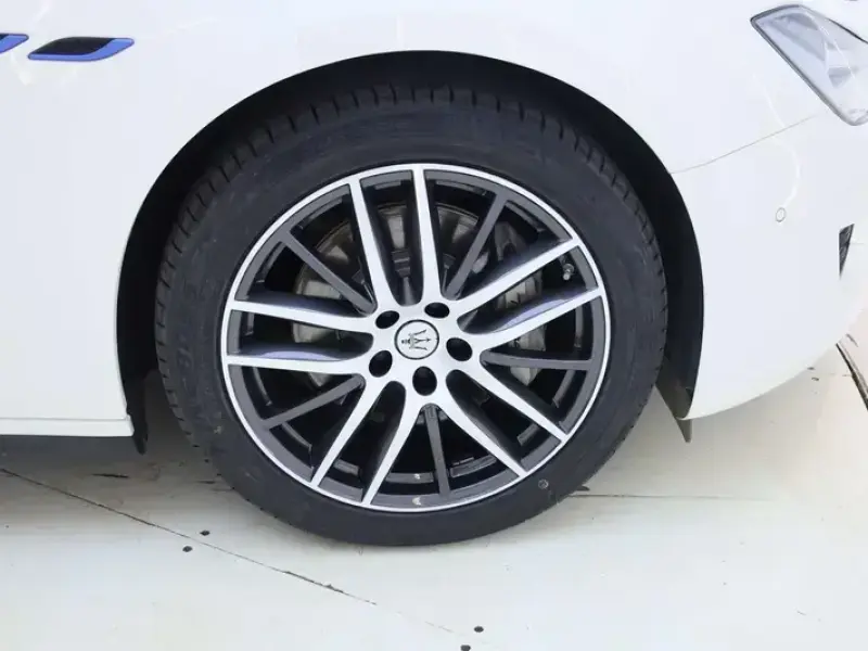 2021 Maserati Ghibli с пробегом 39 100 км