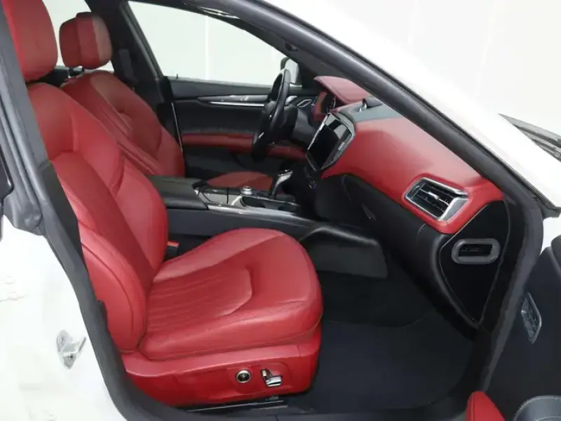 2021 Maserati Ghibli с пробегом 39 100 км