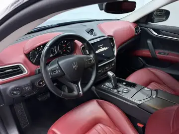 2021 Maserati Ghibli с пробегом 70 000 км