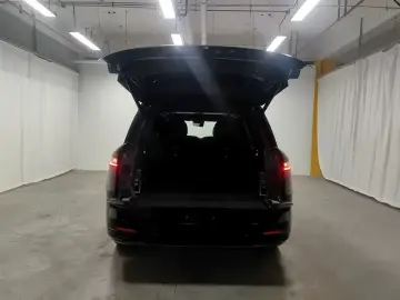 2025 Lynk & Co 900 с пробегом 41 900 км