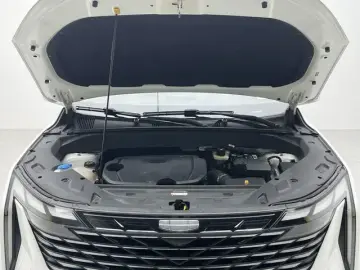 2023 Geely Boyue L с пробегом 38 800 км