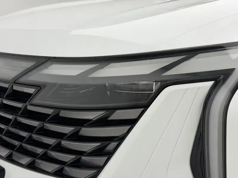 2023 Geely Boyue L с пробегом 38 800 км