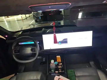 2025 Lynk & Co 900 с пробегом 31 700 км